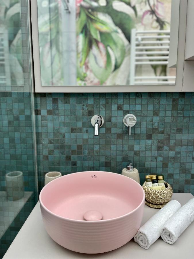 Jeny Boutique Apartment Târgu-Mureş Zewnętrze zdjęcie