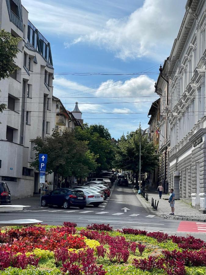 Jeny Boutique Apartment Târgu-Mureş Zewnętrze zdjęcie