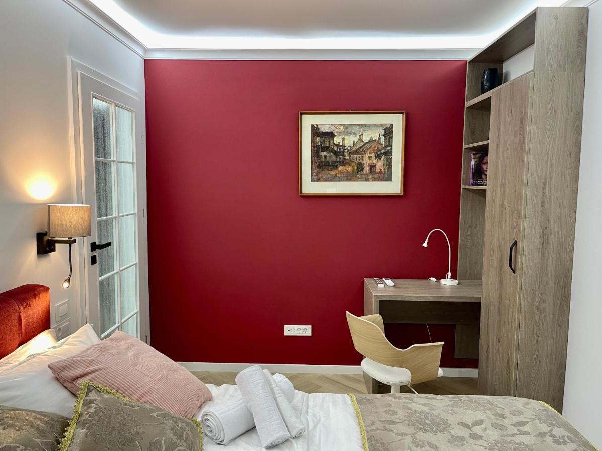 Jeny Boutique Apartment Târgu-Mureş Zewnętrze zdjęcie